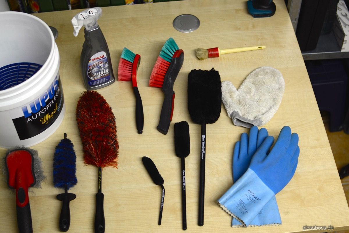 Übersicht Felgenbürsten und Pinsel