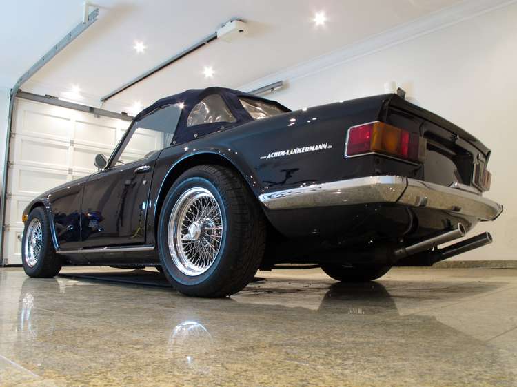 Triumph TR 6