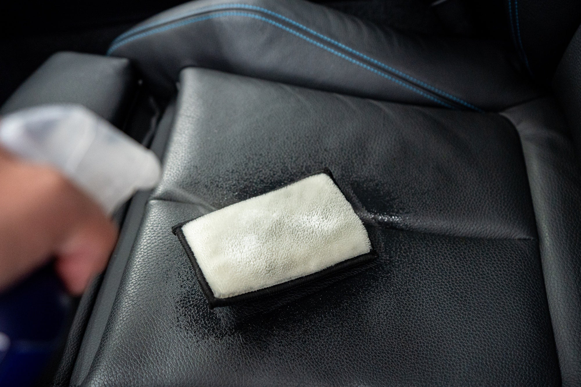GLOSSBOSS Interior Scrub Pad - Innenraumreinigungspad